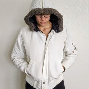 Puma Hooded Zip Up Winter Jacket (Large)